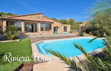 5 room villa in Grasse, 141 m²