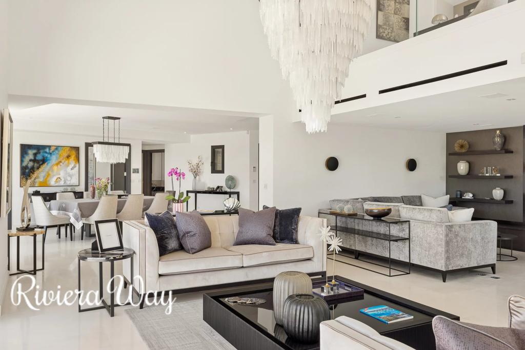 9 room villa in La Colle-sur-Loup, photo #6, listing #105846300