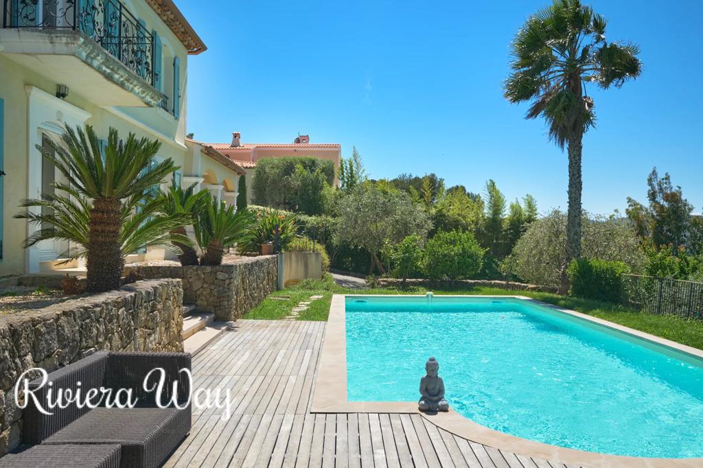 7 room villa in Mougins, photo #9, listing #99702960