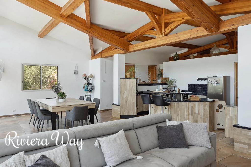 6 room villa in Saint-Cézaire-sur-Siagne, photo #9, listing #100151898