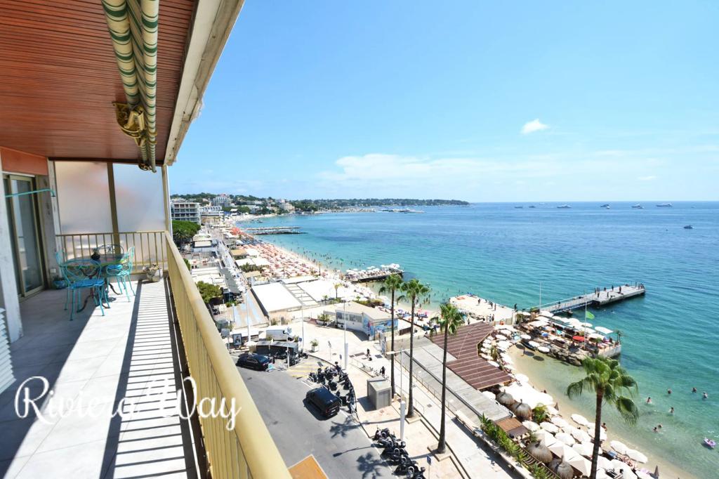 2 room apartment in Juan-les-Pins, photo #3, listing #100197888