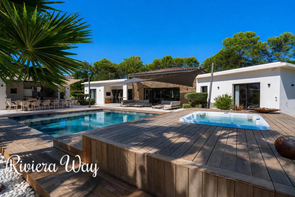5 room villa in Draguignan, 42 m², photo #4, listing #107177322