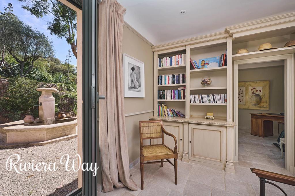 10 room villa in La Croix-Valmer, photo #7, listing #89383980