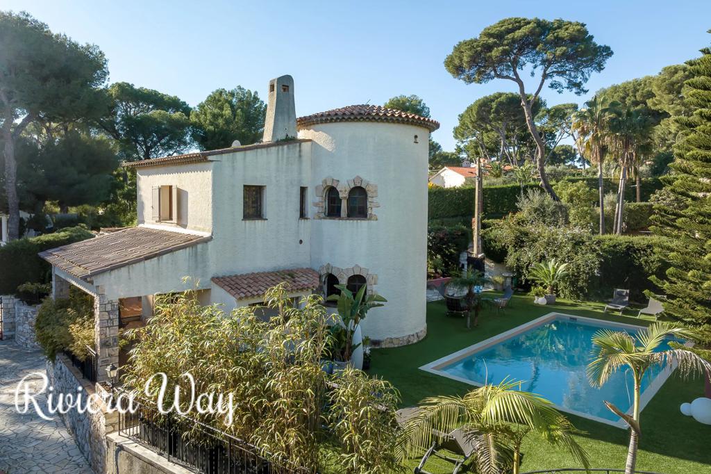 5 room villa in Cap d'Antibes, photo #8, listing #98515578