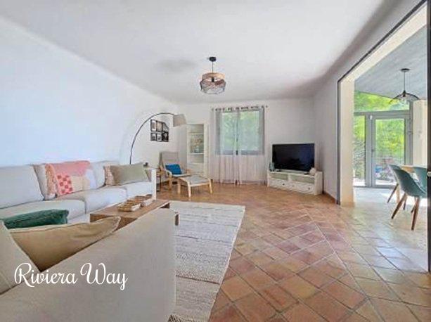 7 room villa in Èze, 250 m², photo #10, listing #104372688