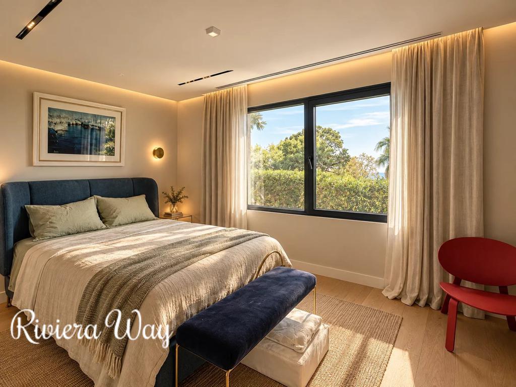 7 room villa in Cannes, photo #7, listing #104282556