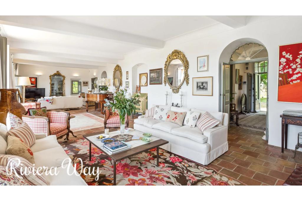 20 room villa in Lorgues, photo #3, listing #103144986