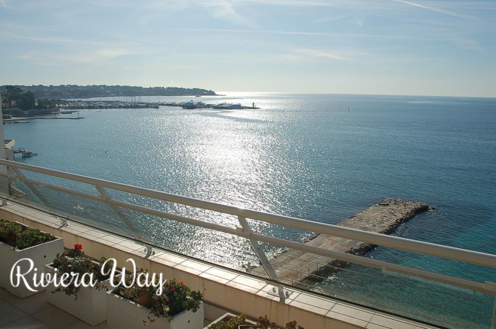 Apartment in Antibes, 385 m², photo #4, listing #38523282