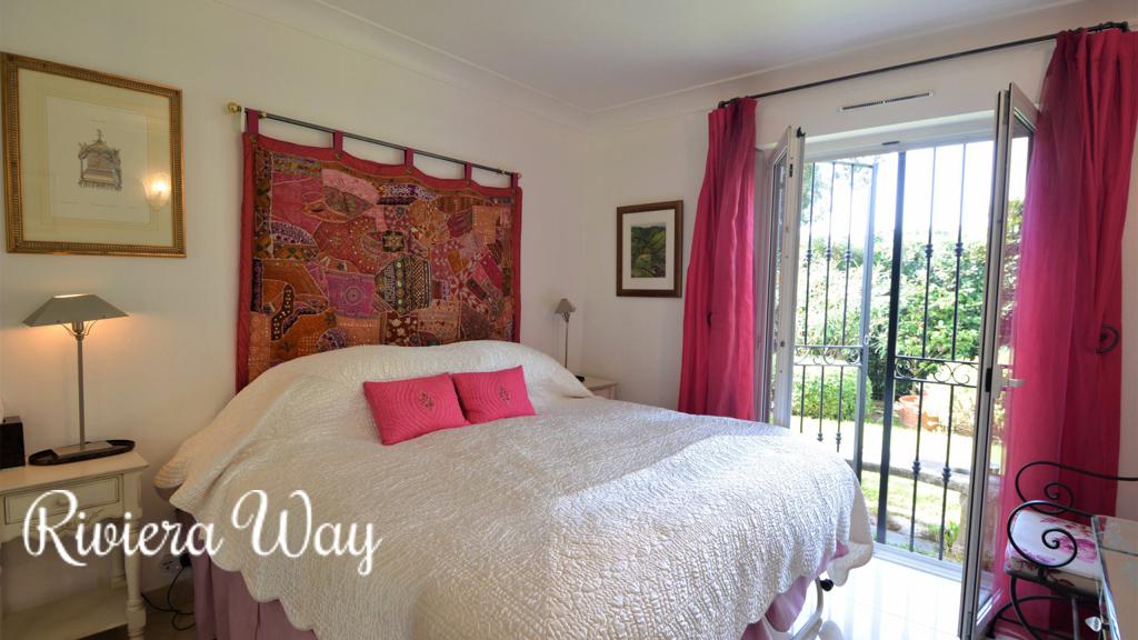 4 room apartment in Cap d'Antibes, photo #5, listing #81768708