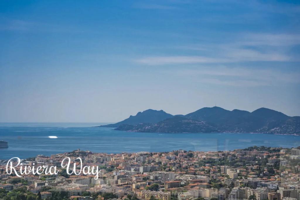 12 room villa in Cannes, photo #7, listing #93664662