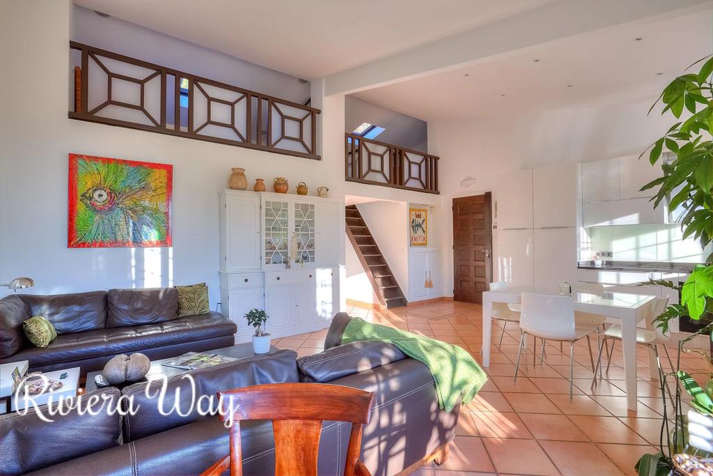 6 room villa in Èze, photo #8, listing #99845970