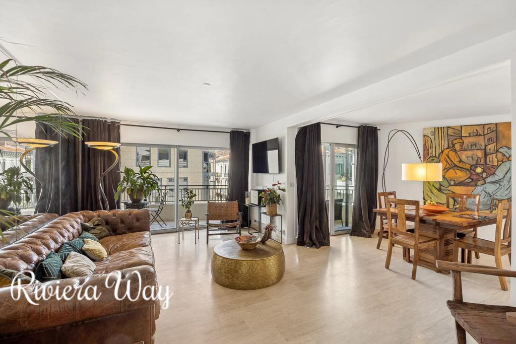 4 room apartment in Cannes, photo #4, listing #100447914