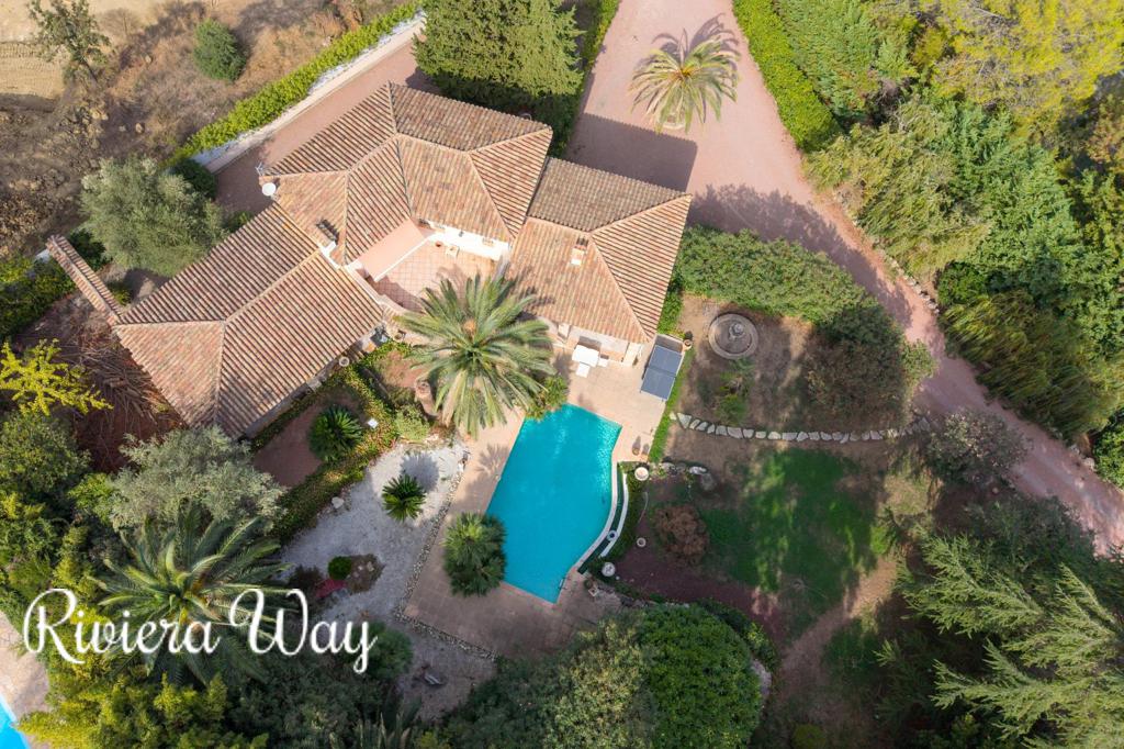 6 room villa in Mougins, photo #10, listing #107177154