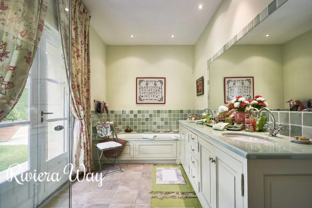 10 room villa in Saint-Tropez, photo #2, listing #86857092