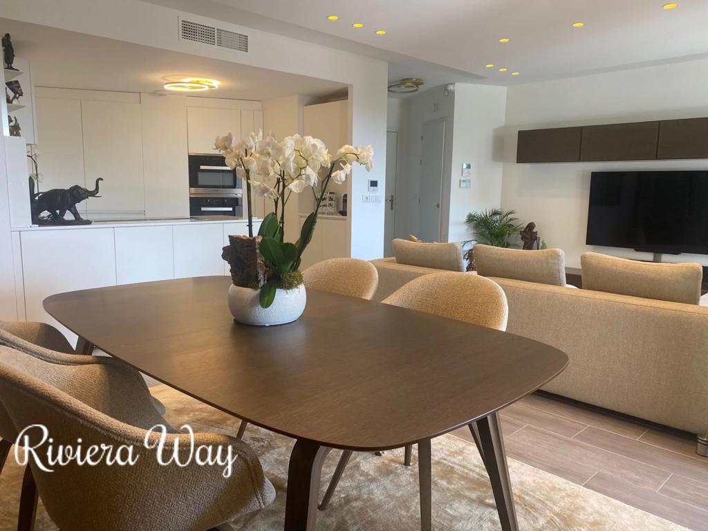 4 room apartment in Èze, photo #5, listing #106563366
