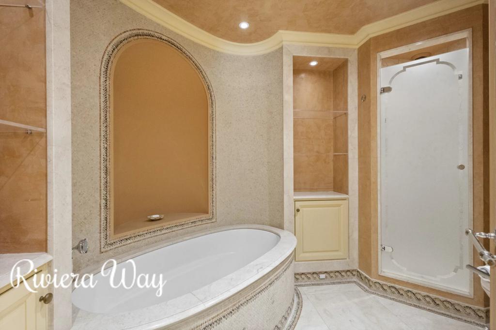 3 room apartment in Le Cannet, photo #4, listing #104254836