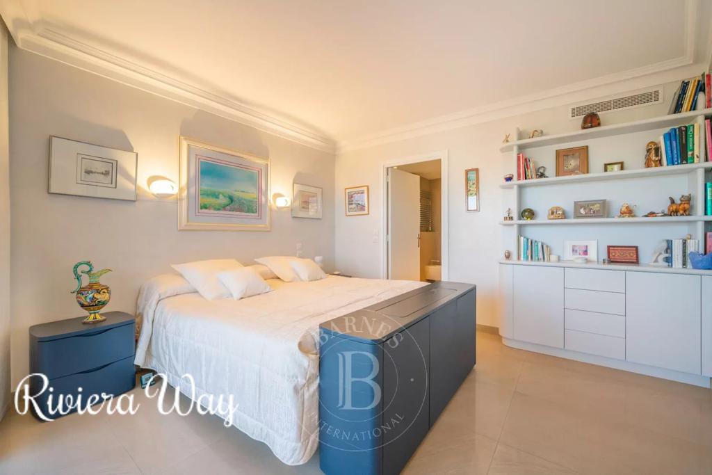 3 room apartment in Cannes, photo #10, listing #99658650