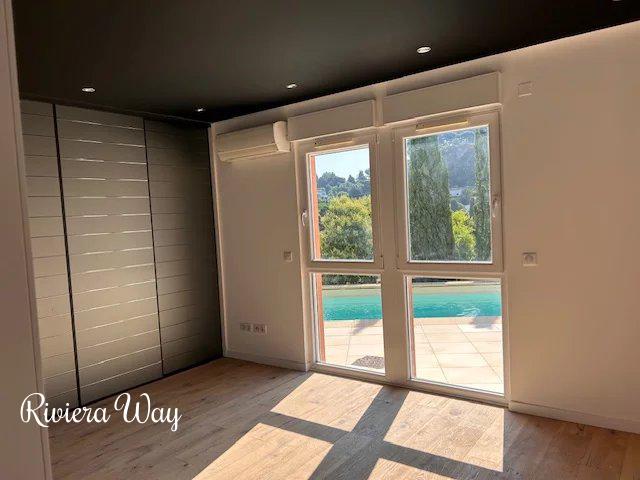 5 room villa in Mougins, photo #5, listing #103467378