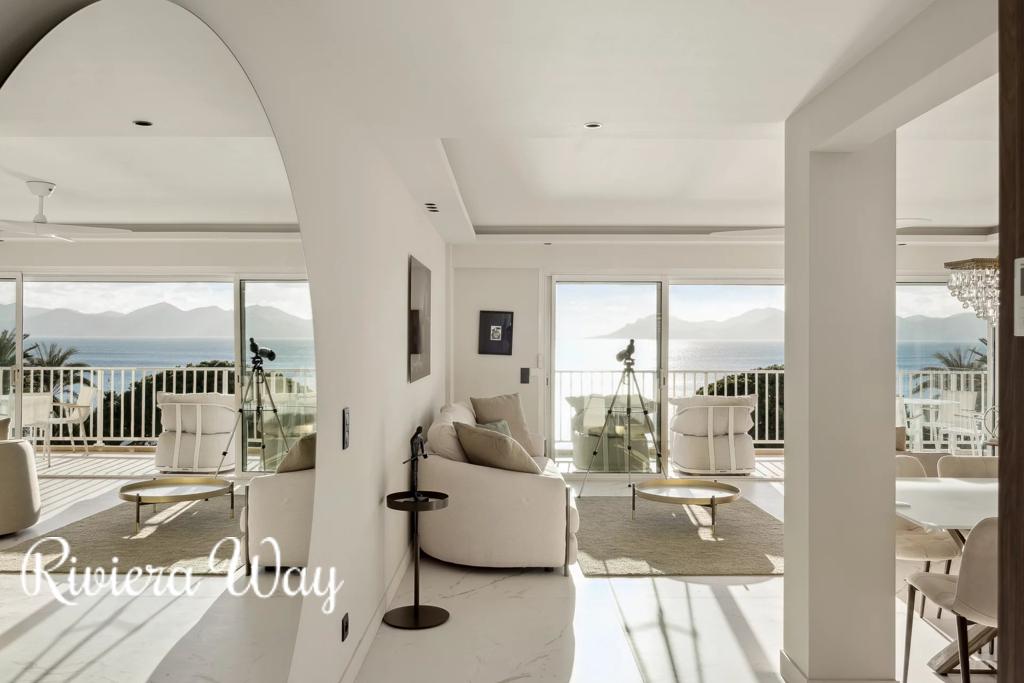 4 room apartment in Cannes, photo #4, listing #101511102