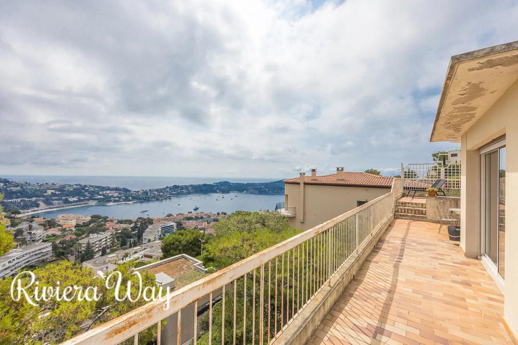 Apartment in Villefranche-sur-Mer, photo #1, listing #93380994