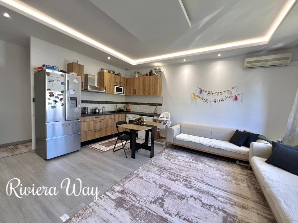 9 room villa in Golf Juan, photo #10, listing #102704826