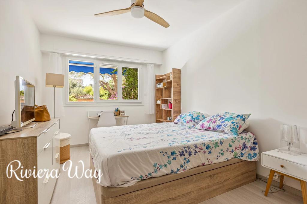 3 room apartment in Cap d'Antibes, photo #2, listing #103498038