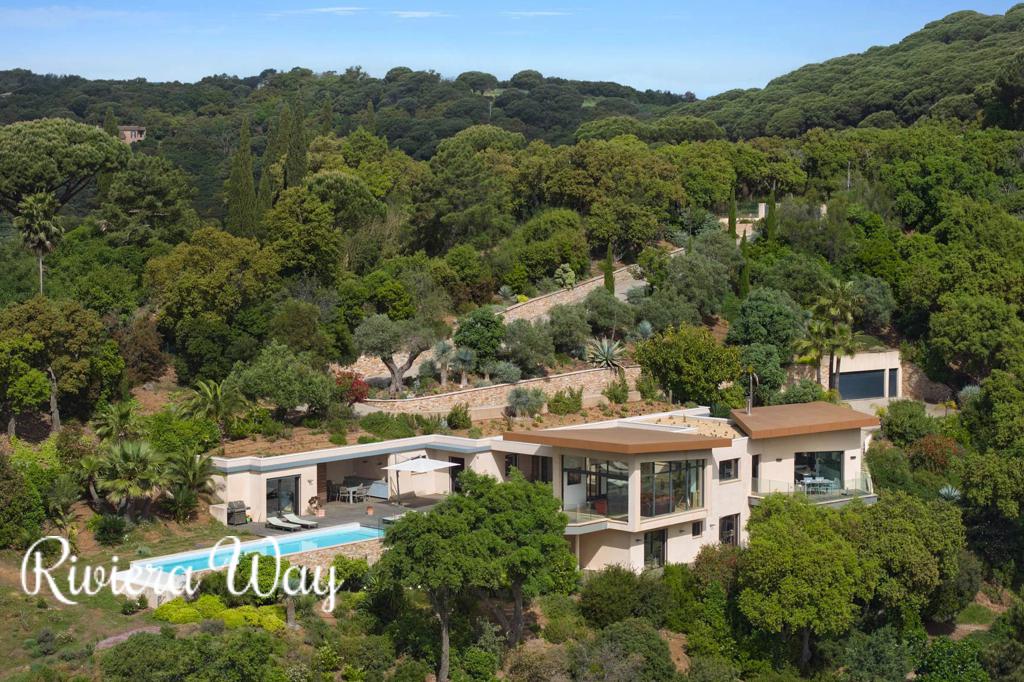 10 room villa in La Croix-Valmer, photo #8, listing #102842418