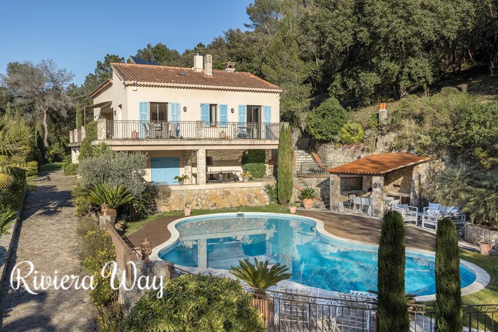 5 room villa in Mougins, photo #2, listing #87824940