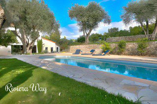 Villa in Mougins, 230 m², photo #2, listing #104271510