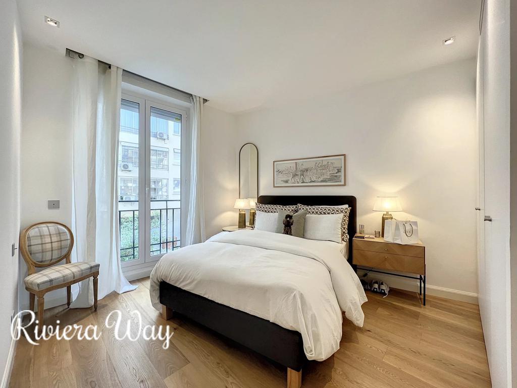 3 room apartment in Cannes, photo #1, listing #102630276
