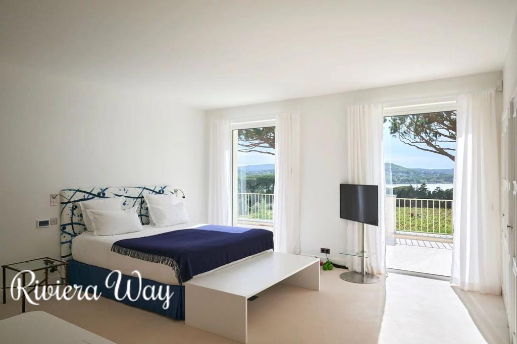 7 room villa in Saint-Tropez, photo #1, listing #103579770