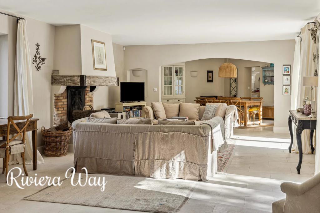 8 room villa in Chateauneuf-Grasse, photo #6, listing #98618100