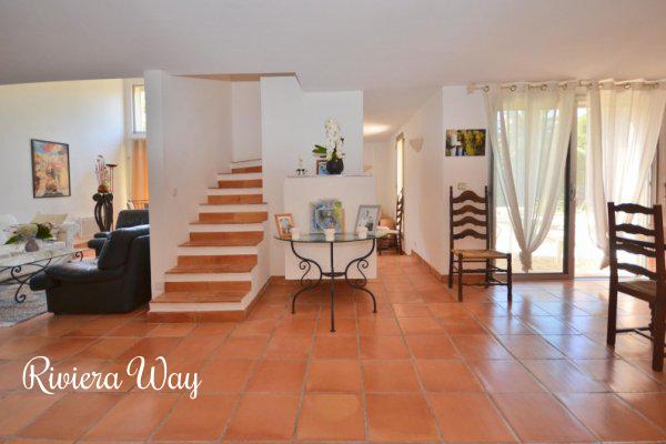5 room villa in Juan-les-Pins, 217 m², photo #10, listing #75314316