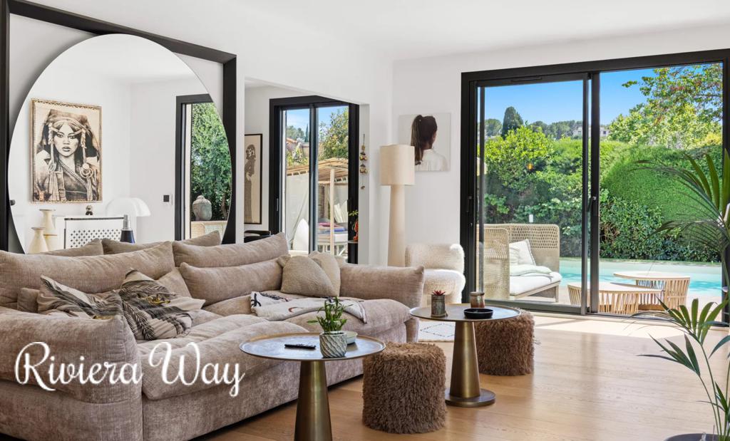5 room villa in Mougins, photo #9, listing #106436946