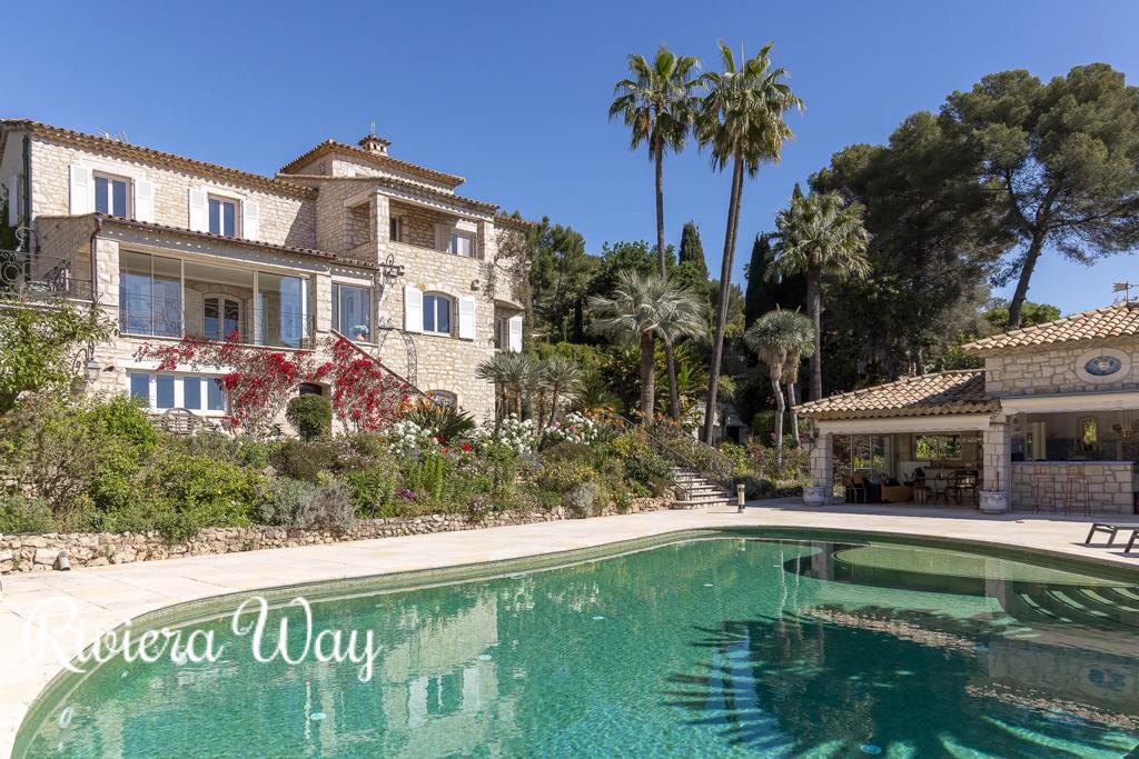 15 room villa in Saint-Paul-de-Vence, photo #3, listing #106332408