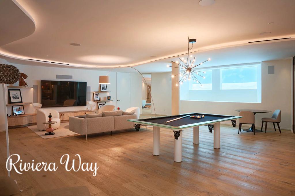 9 room villa in Ramatyuel, photo #10, listing #103938240