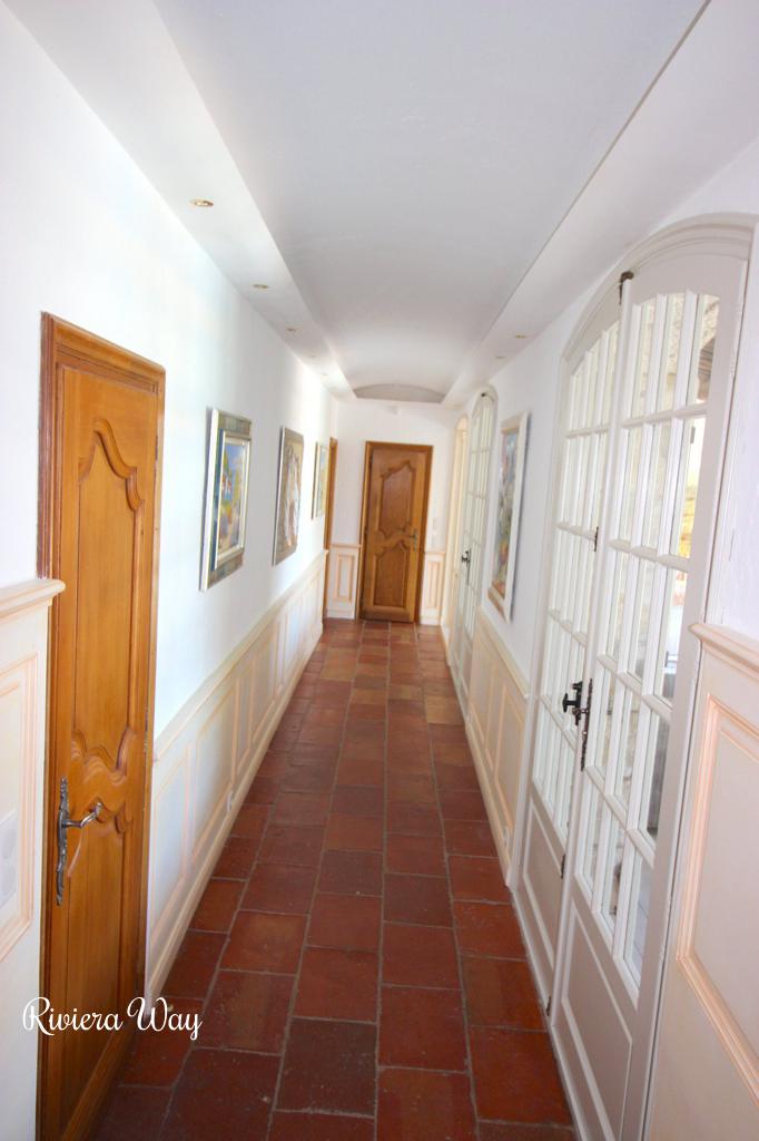 10 room villa in Vallauris, photo #4, listing #83427960