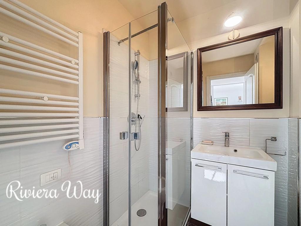 2 room apartment in Cap d'Antibes, photo #6, listing #105362166
