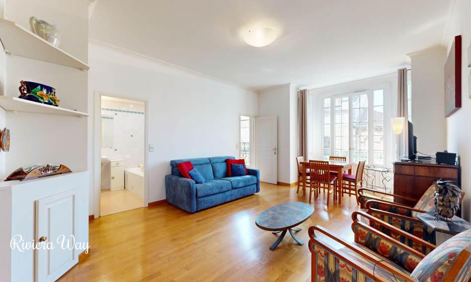 3 room apartment in Le Carré d'Or, 84 m², photo #1, listing #103252422