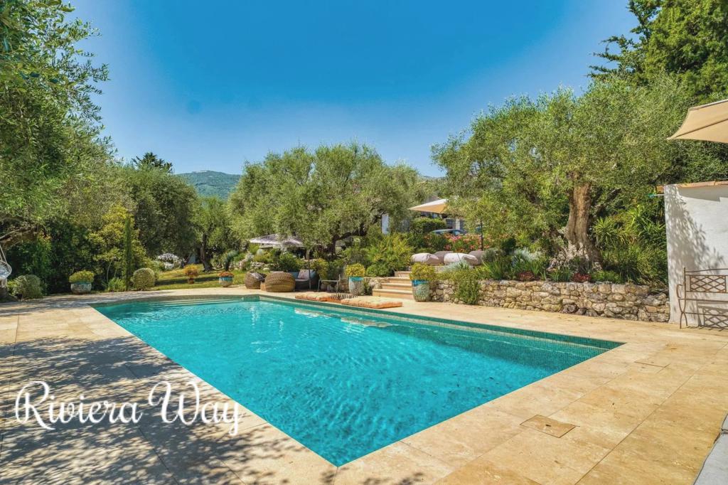 7 room villa in Tourrettes-sur-Loup, photo #2, listing #106534344