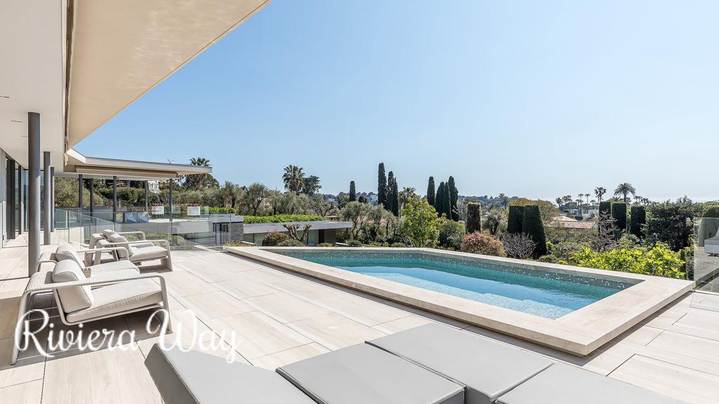 17 room villa in Cap d'Antibes, photo #3, listing #78787716