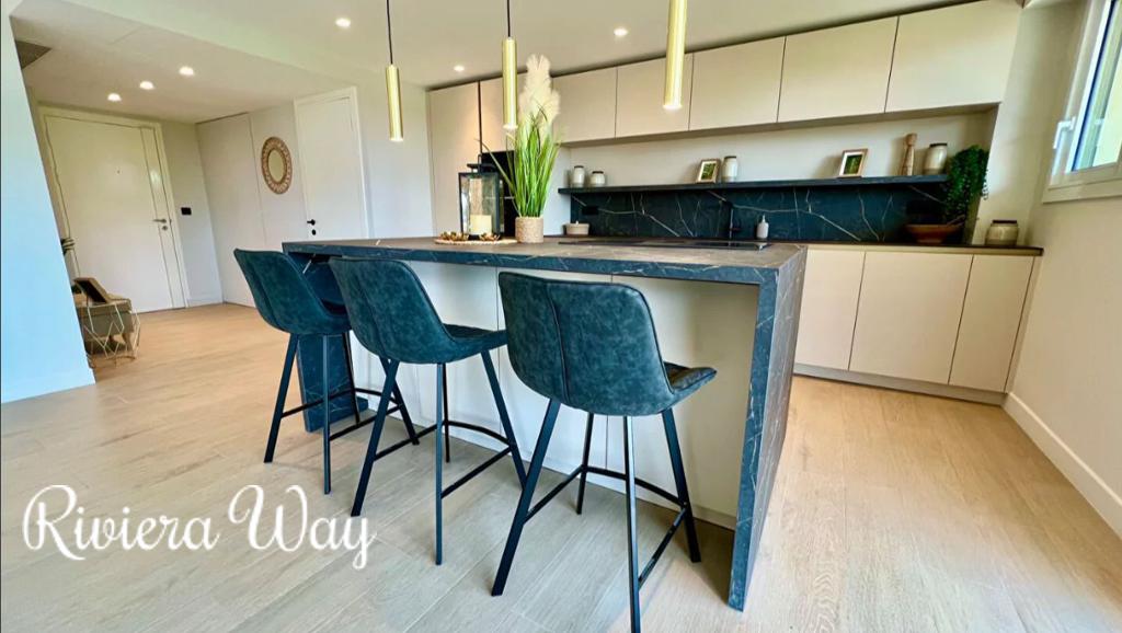 3 room apartment in Antibes, photo #5, listing #103465950