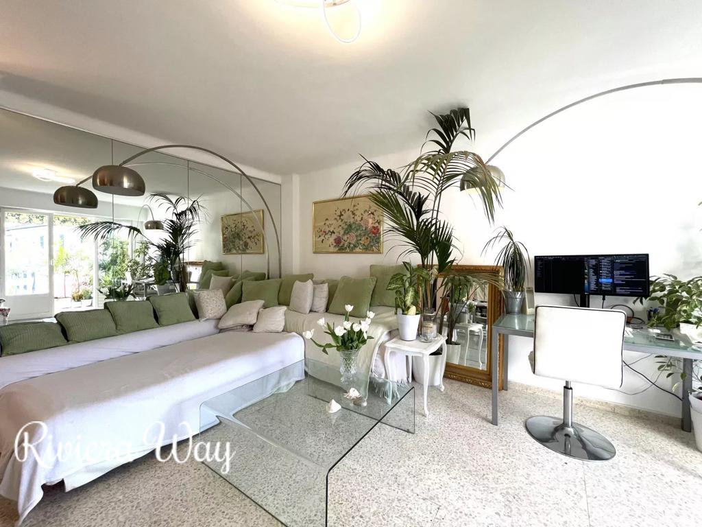 3 room apartment in Cannes, photo #8, listing #94572702