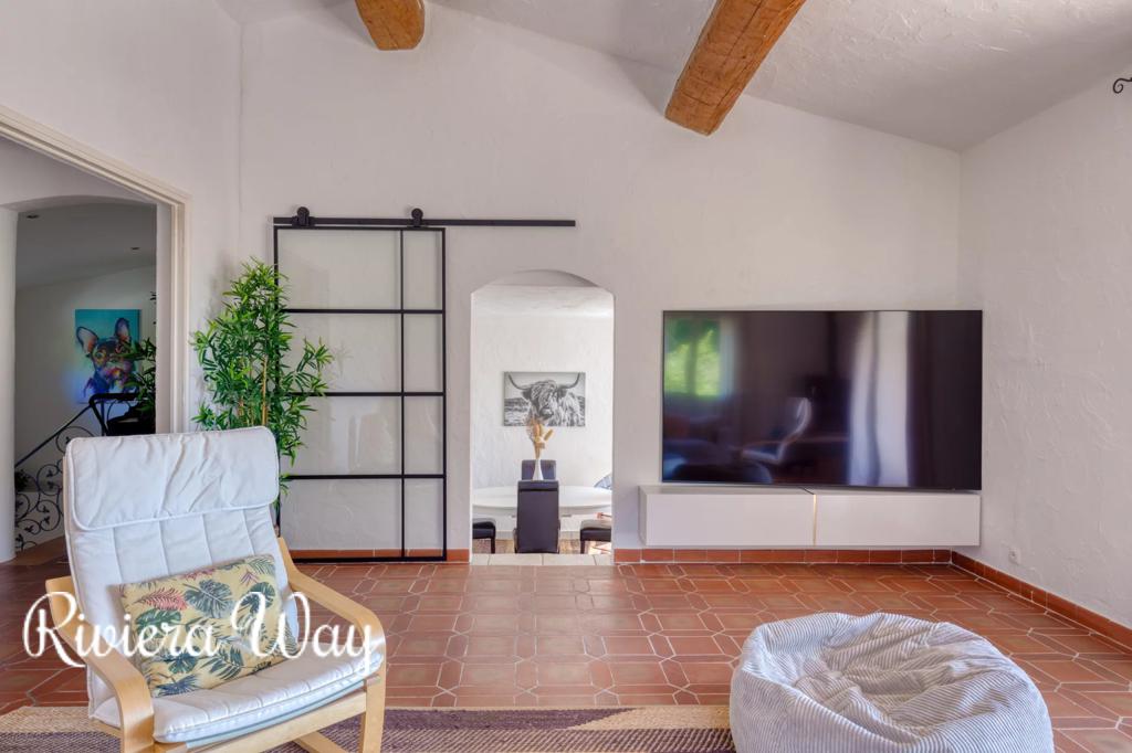 6 room villa in Grimaud, photo #7, listing #100149924