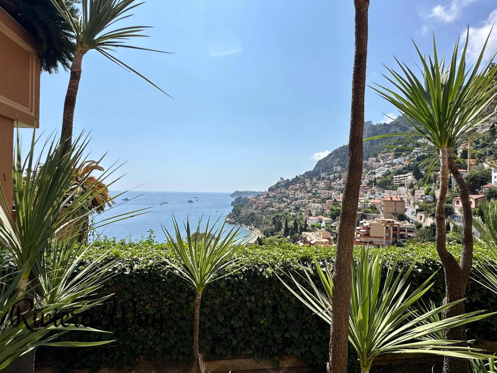 4 room apartment in Roquebrune — Cap Martin, photo #1, listing #100320108