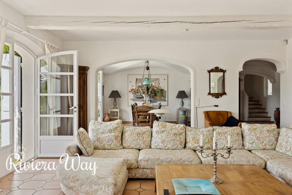 9 room villa in Saint-Vallier-de-Thiey, photo #4, listing #97259778