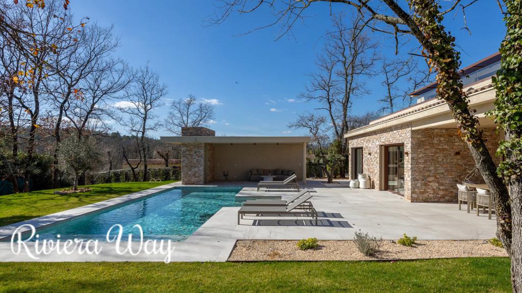 6 room villa in Fayence, photo #10, listing #105916818