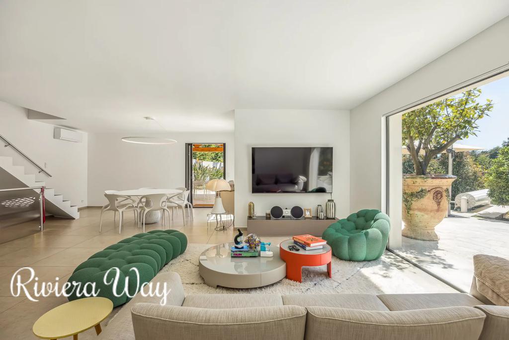 7 room villa in Tourrettes-sur-Loup, photo #8, listing #103221678