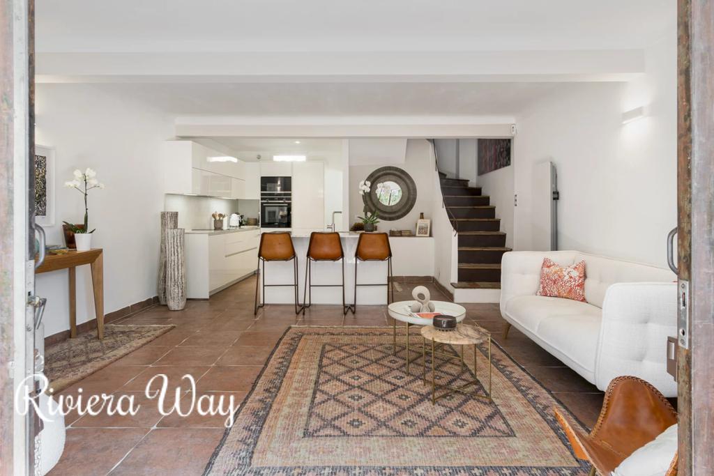 5 room villa in Mougins, photo #2, listing #80483970