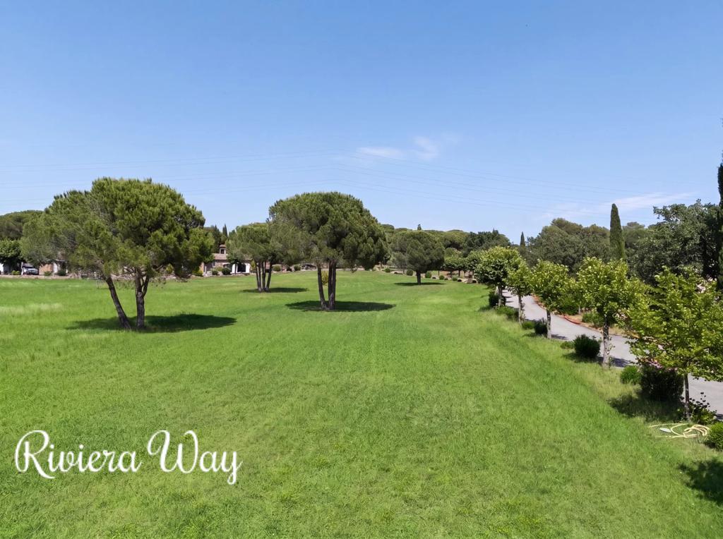 12 room villa in Puget-sur-Argens, photo #9, listing #106454880